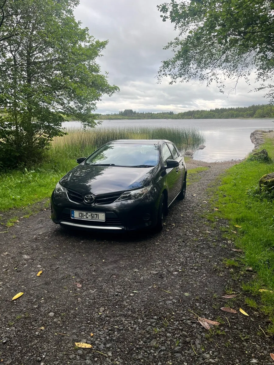 Toyota Auris - Image 2