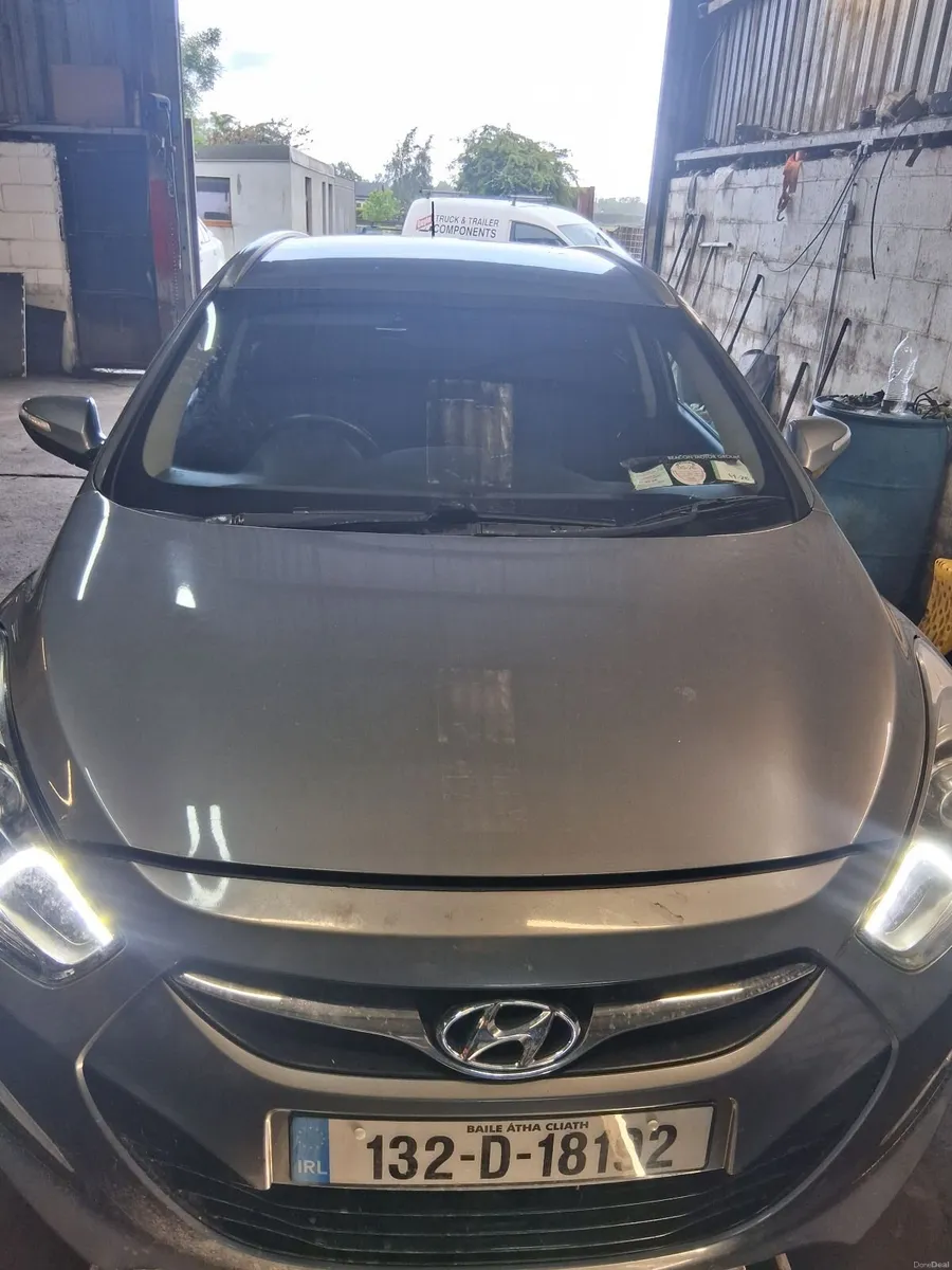 Hyundai i40 2013 - Image 2