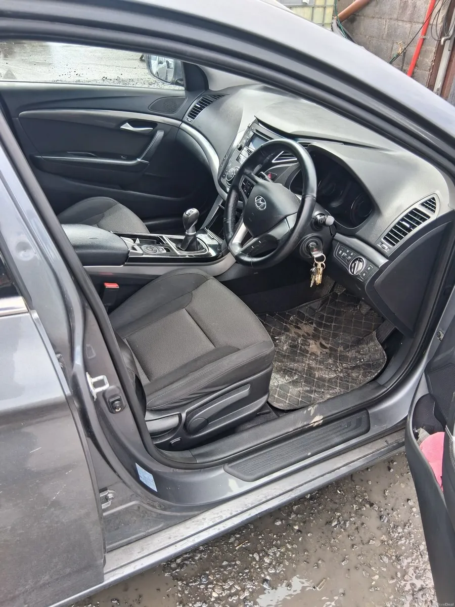 Hyundai i40 2013 - Image 1