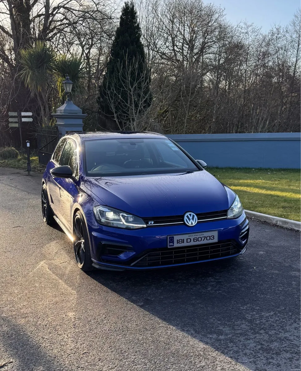 Volkswagen Golf R 2018 - Image 1
