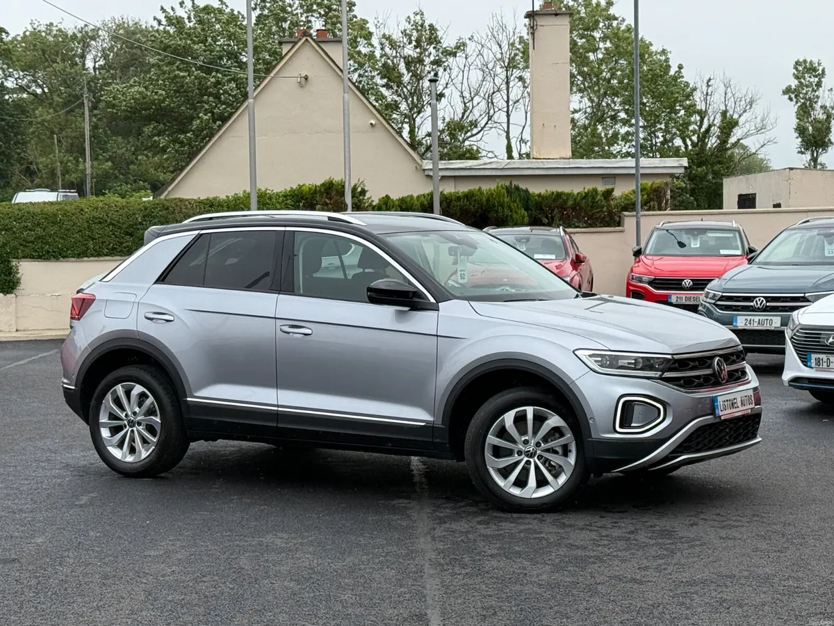 231 VW T-ROC STYLE 2.0 DIESEL AUTOMATIC - Image 2