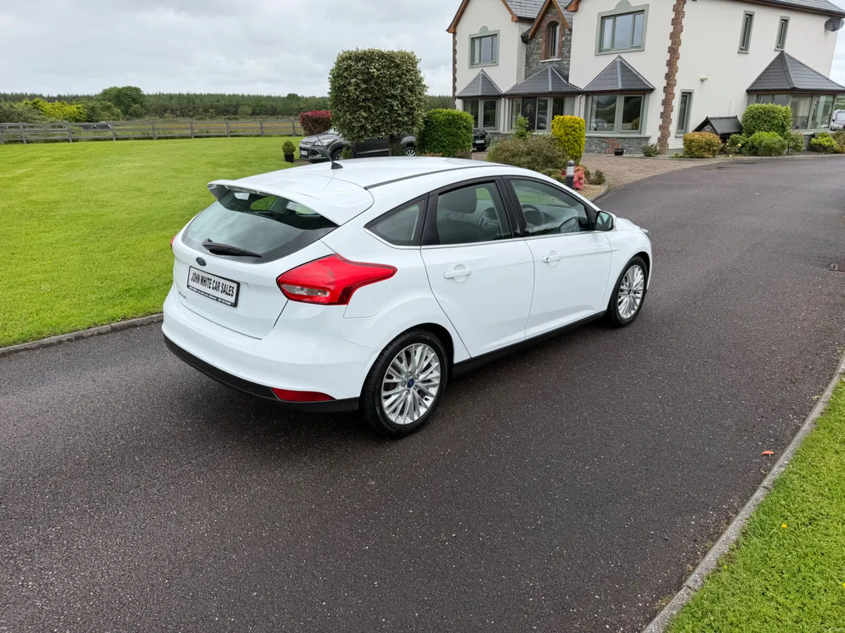 Ford Focus Zetec 1.5 TDCI - Image 5