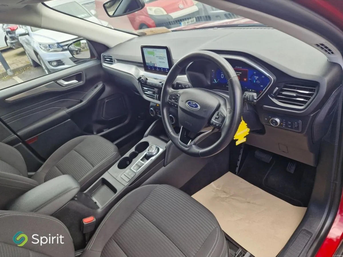 Ford Kuga 2.5 Duratec 225PS PHEV Titanium Auto - Image 4