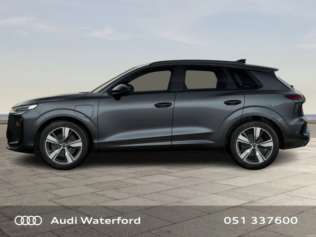 Audi Q3 E-Hybrid S Line - Image 3