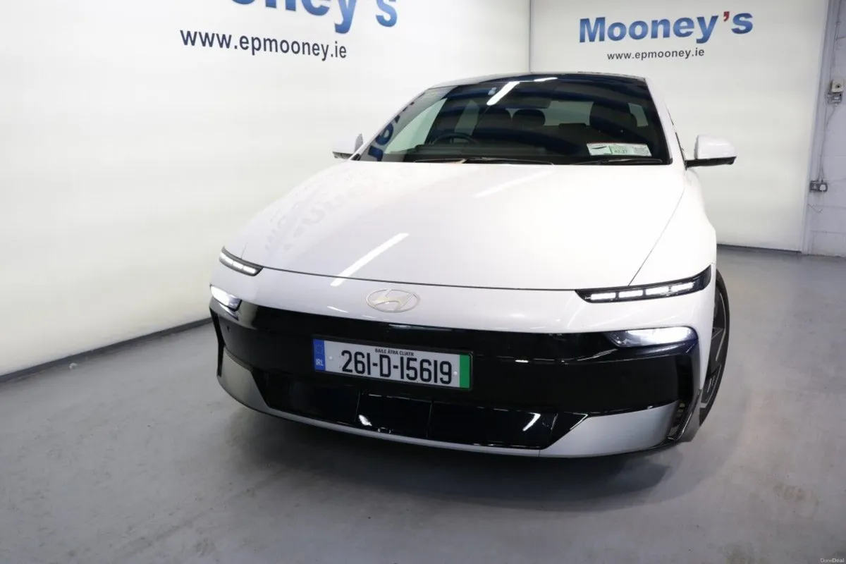 Hyundai IONIQ 6 PLATINUM 84kWH EX DEMO EV - Image 2
