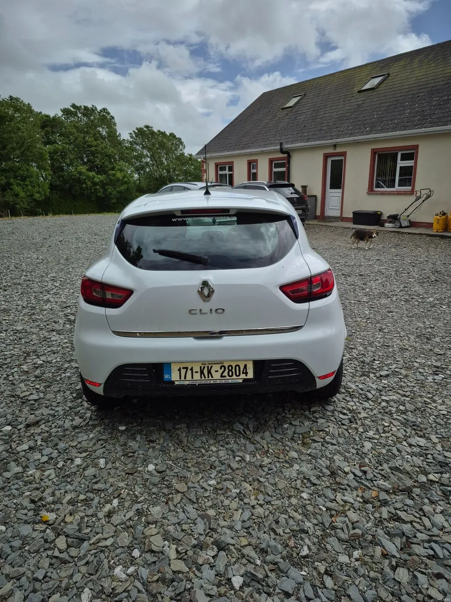 Renault Clio 2017 - Image 2