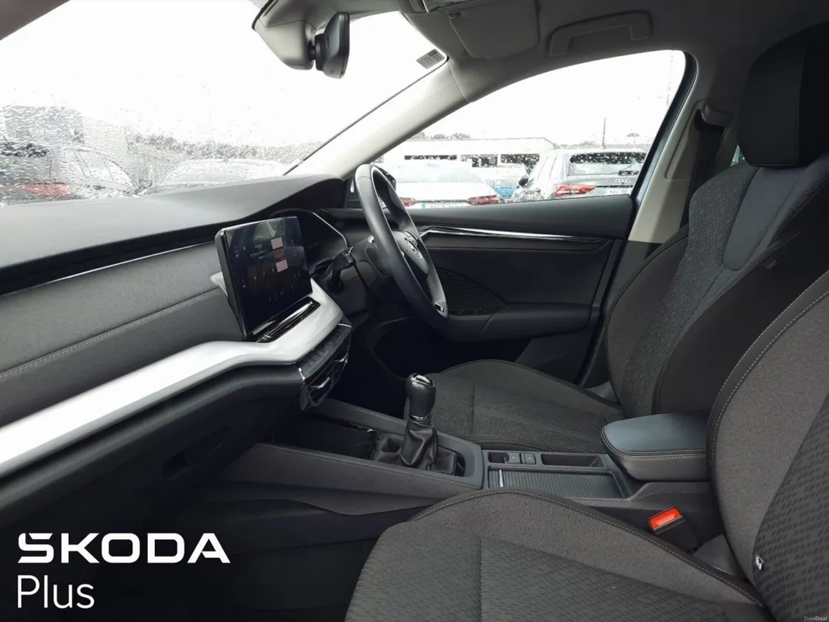 Skoda Octavia COMBI STYLE 2.0TDI 115HP - Image 4