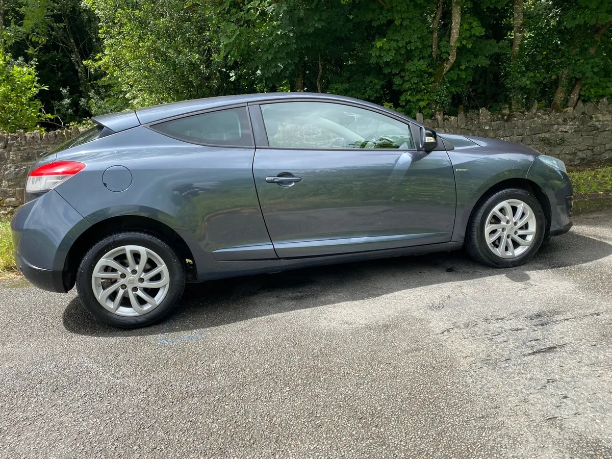 RENAULT MEGANE COUPÉ AS NEW 140 kms - Image 1