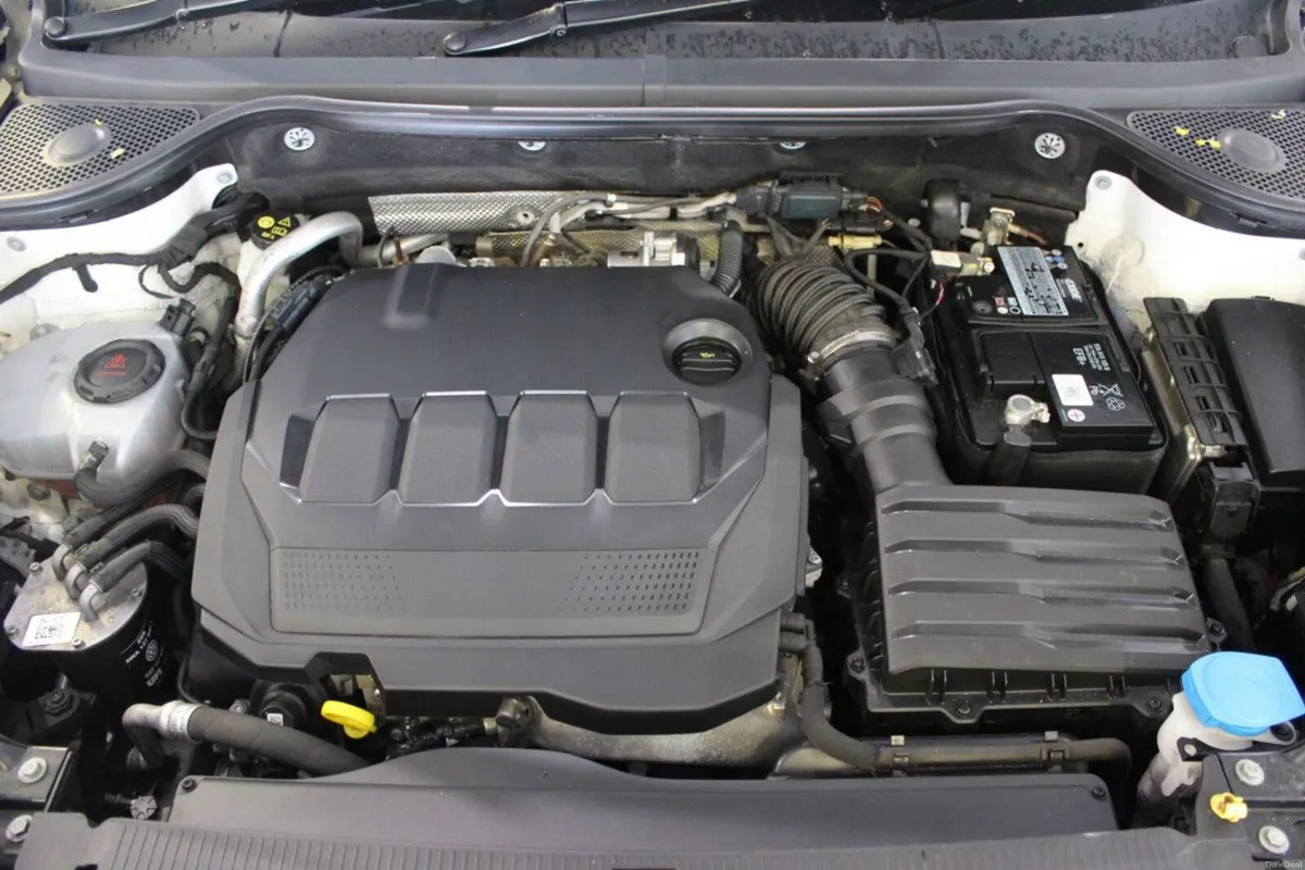 SEAT Ateca 2.0TDI 115hp SE+- MEDIA SCREEN NOT WORK - Image 4