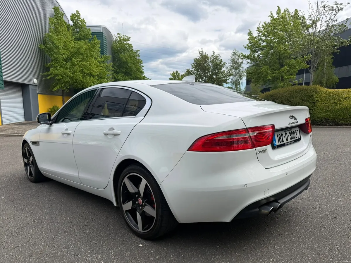 Jaguar XE 2.0D Portfolio Luxury Edition Auto - Image 4