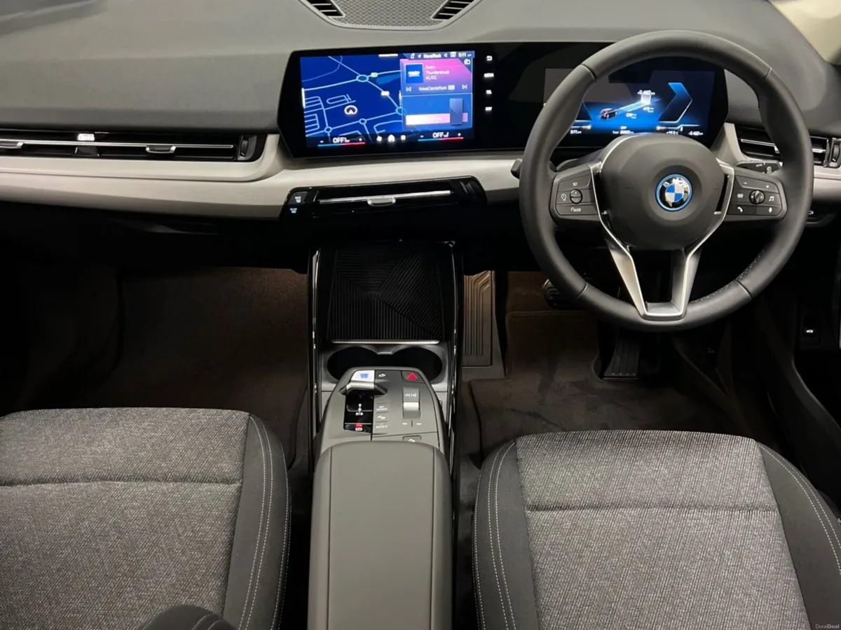 BMW iX1 eDrive20 Sport IMMEDIATE DELIVERY - Image 4