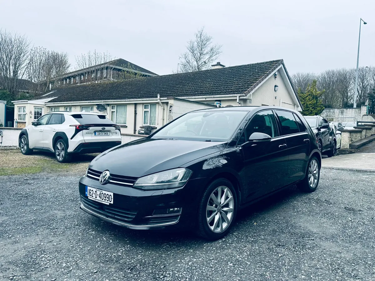 Volkswagen Golf 2016 70K KM& Car play - Image 4