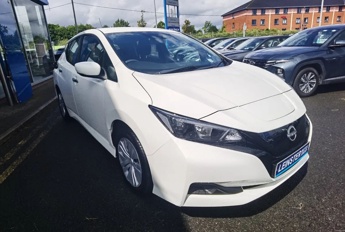 NISSAN LEAF 40KWH EV XE MY22 - Image 3