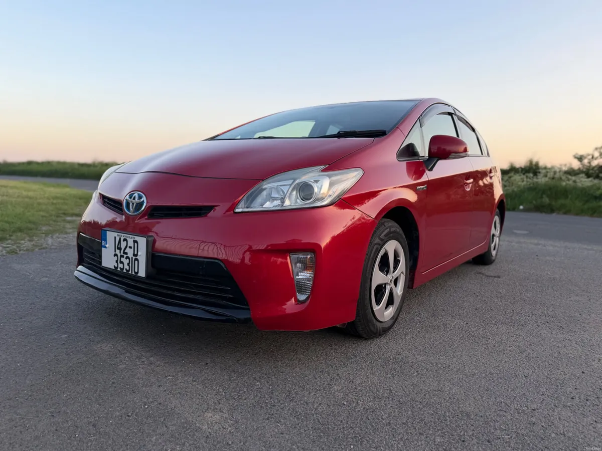 142 Toyota Prius 1.8 Hybrid Fresh Import NEW NCT - Image 1