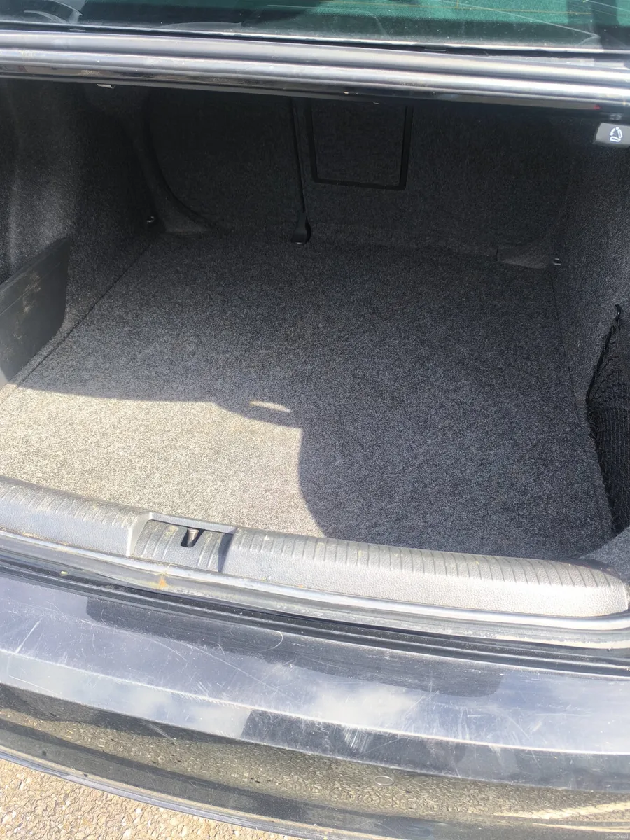 171 Volkswagen Jetta 2.0 TDI HIGHLINE - Image 4