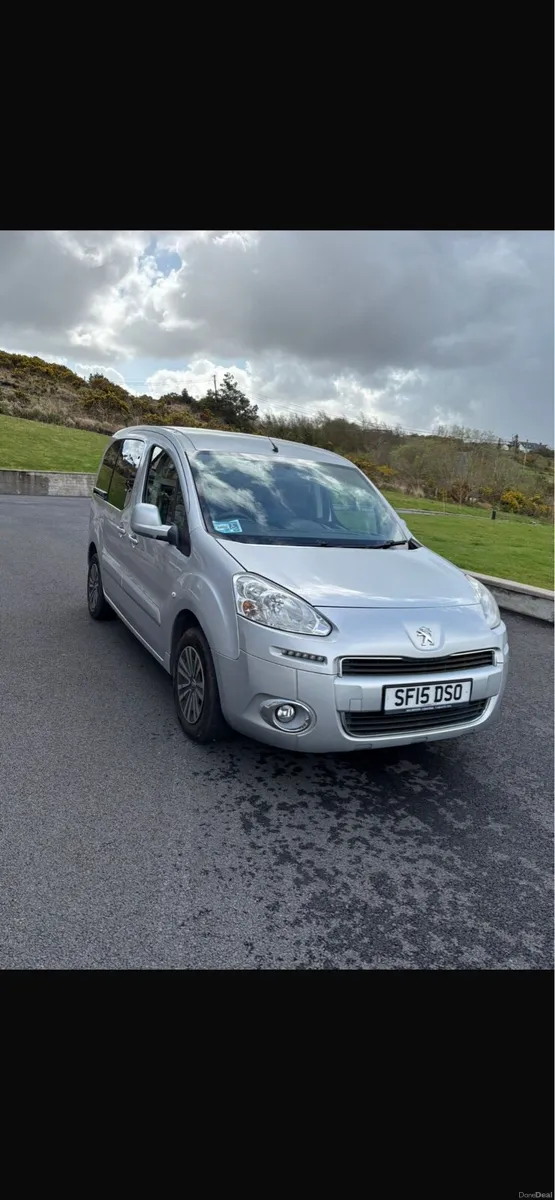 2015 Peugeot partner tepee wheelchair vehicle - Image 1
