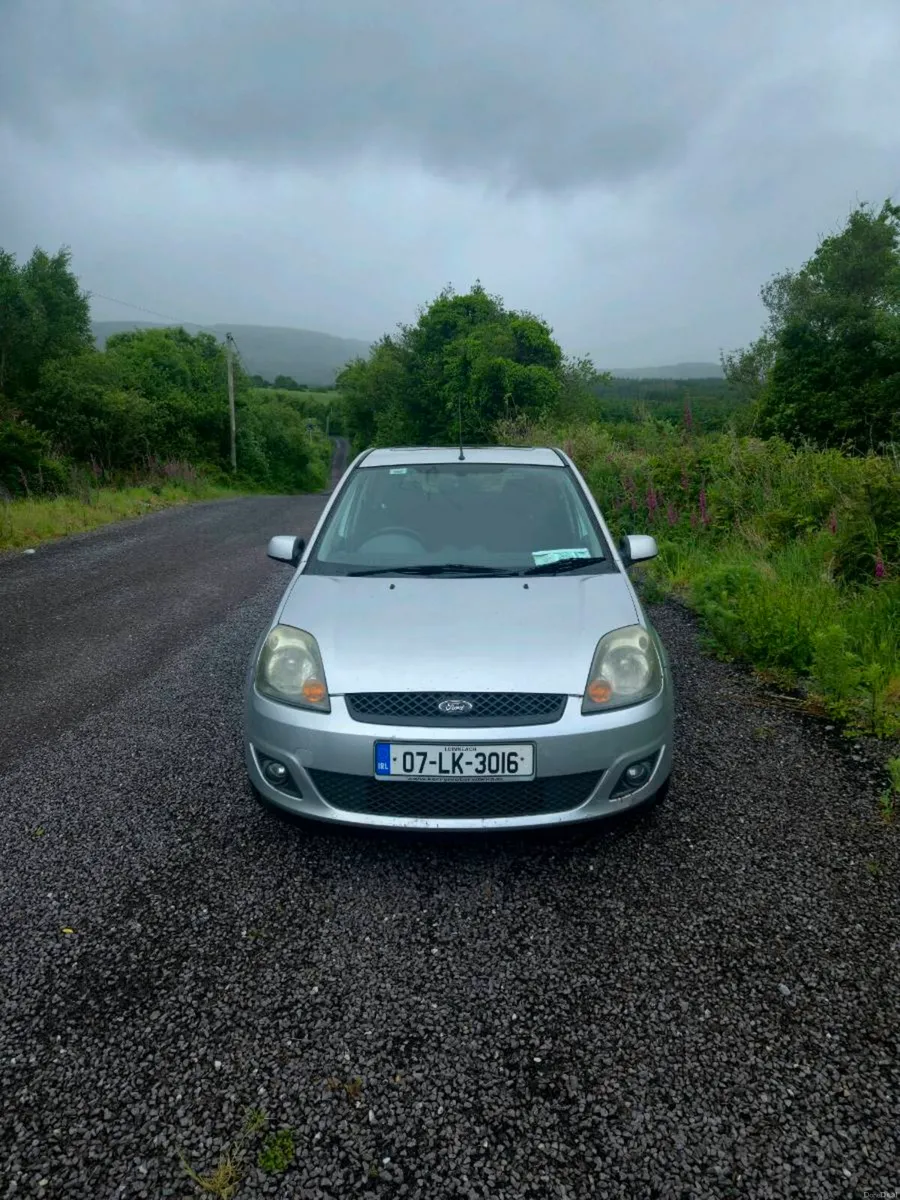 Ford fiesta 1.2 zetec - Image 2