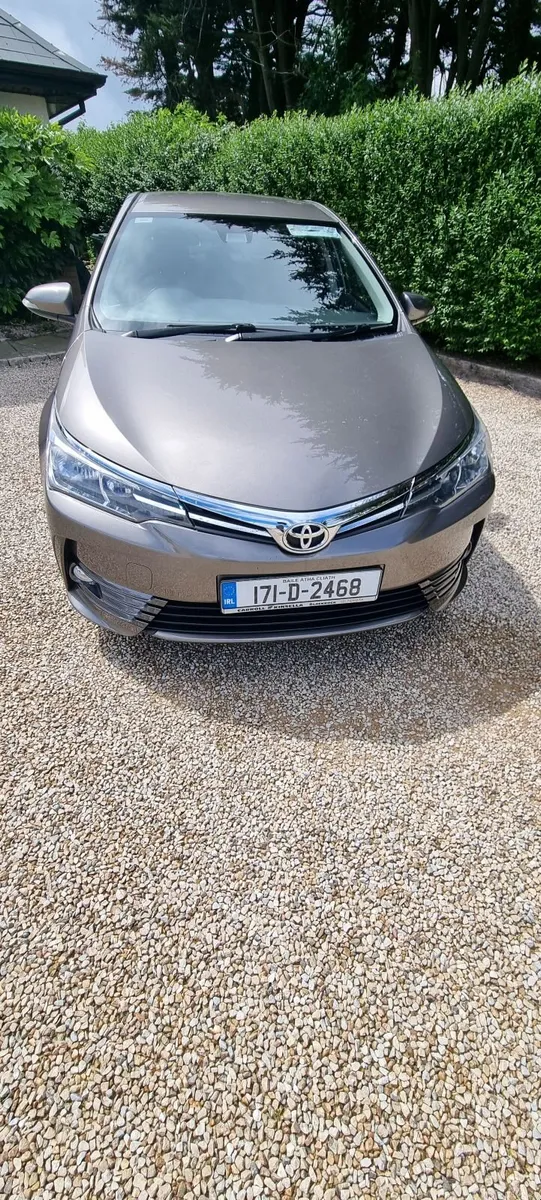 2017 Toyota Corolla Diesel with low mileage - Image 2