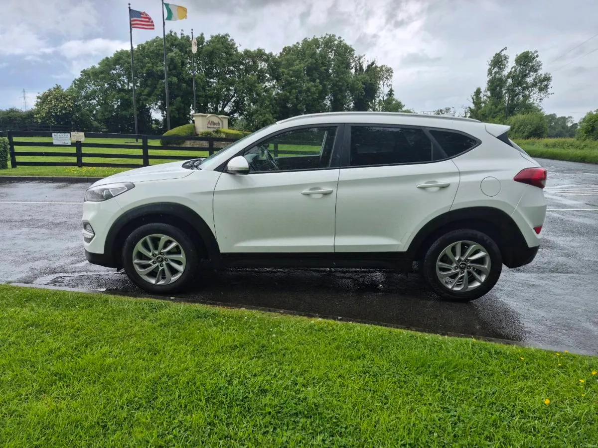 Hyundai Tucson 1.7Crdi 2017 - Image 3