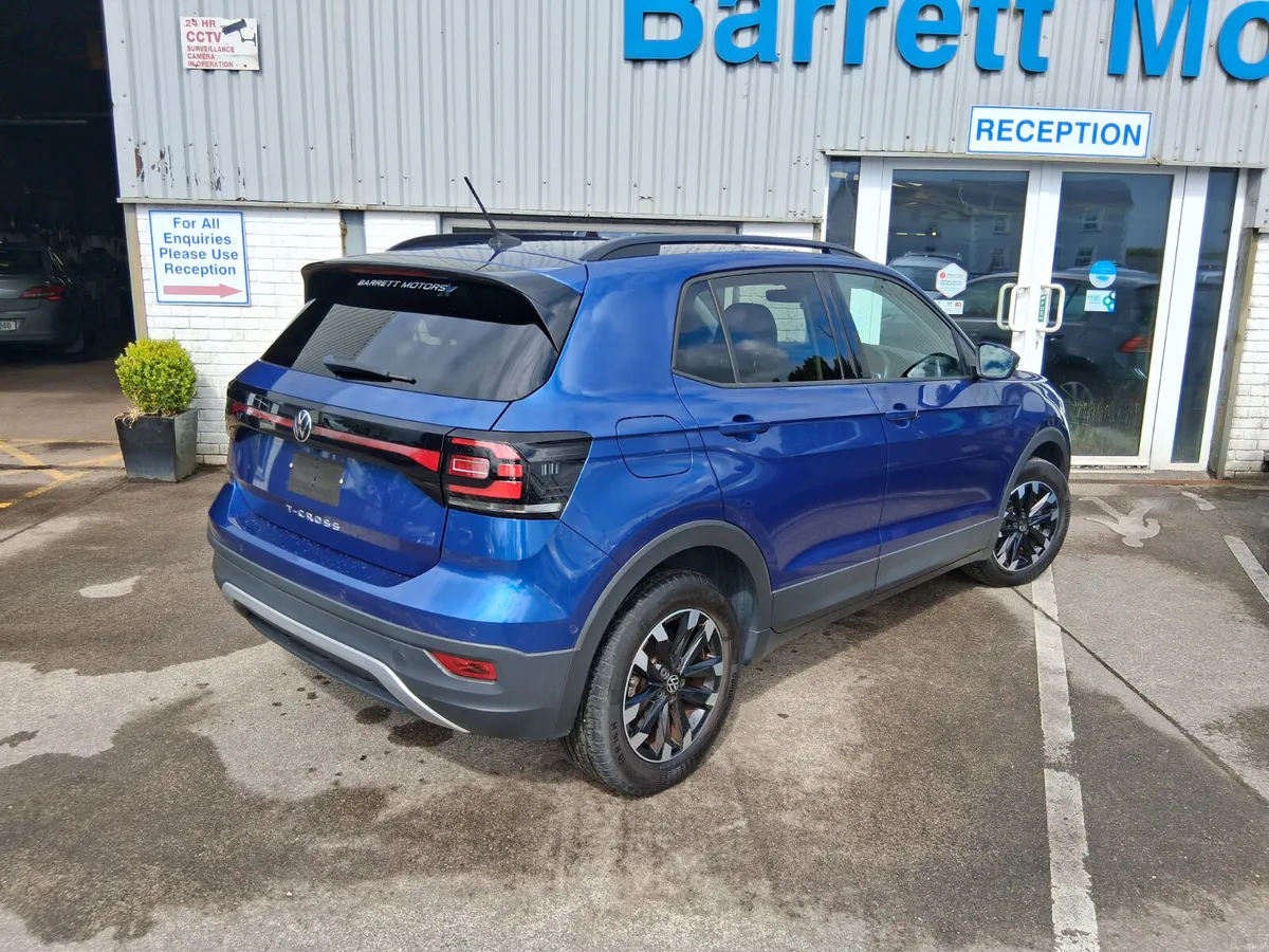 2021 volkswagen T Cross 1.0 TSI DSG - Image 2