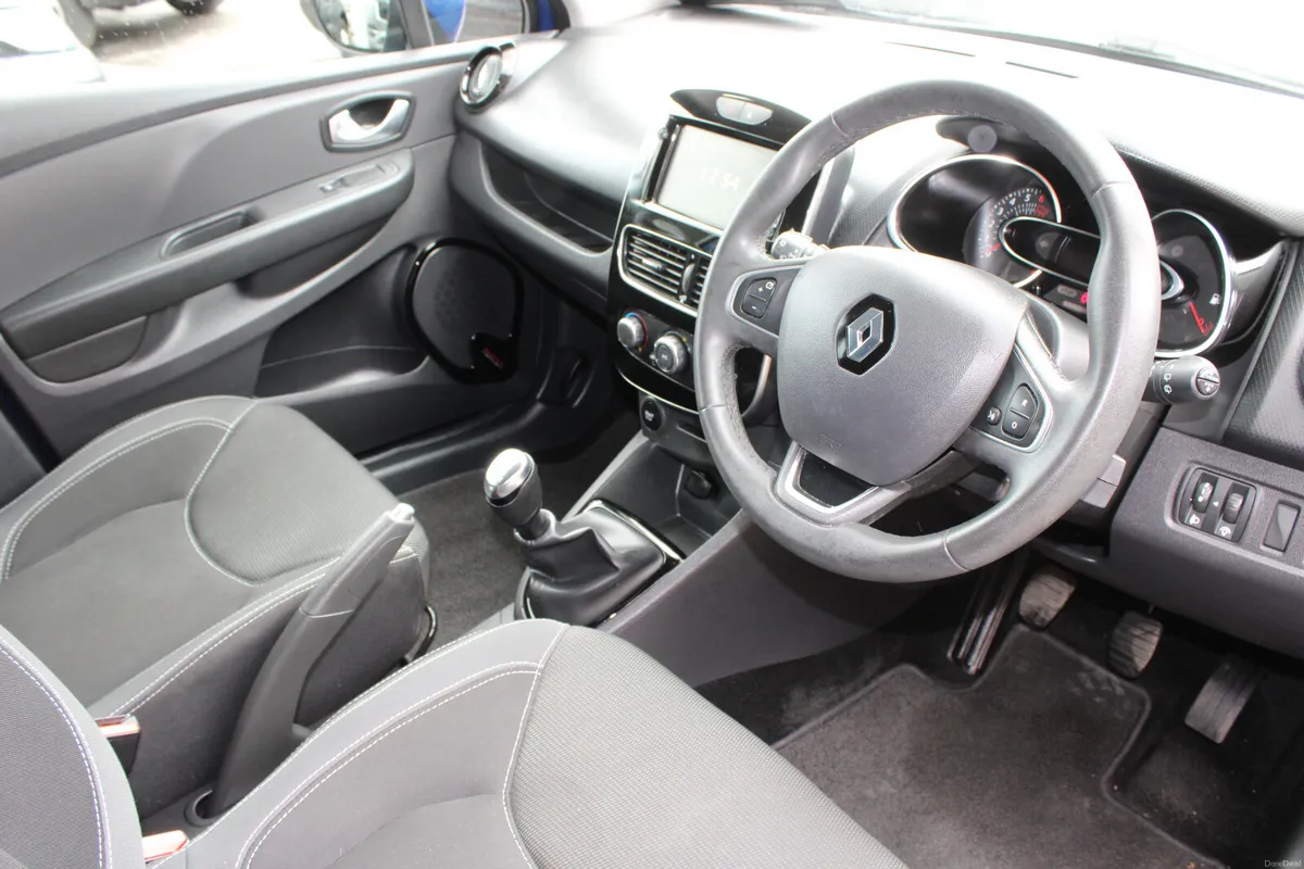 1.0 LITRE - CLIO DYNAMIQUE - NAV - HISTORY - Image 6