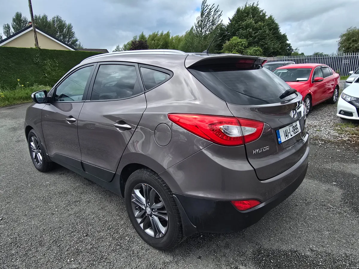 141 Hyundai ix35 1.7 Executive Nct 03-27 - Image 2