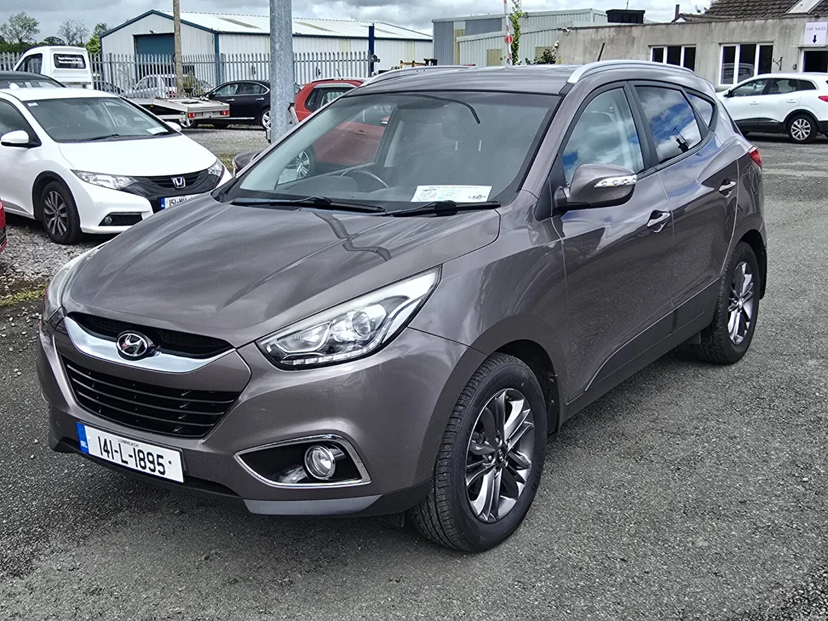 141 Hyundai ix35 1.7 Executive Nct 03-27 - Image 1