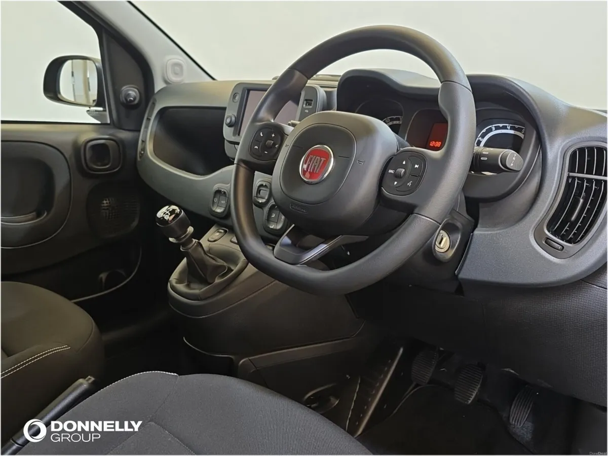 Fiat Panda Hatchback - Image 4