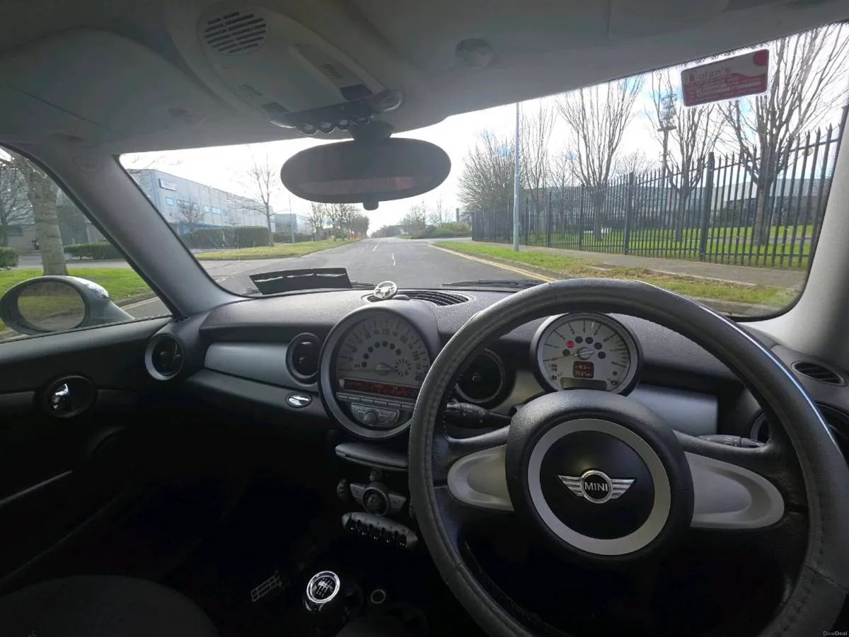 Mini Cooper - Image 3
