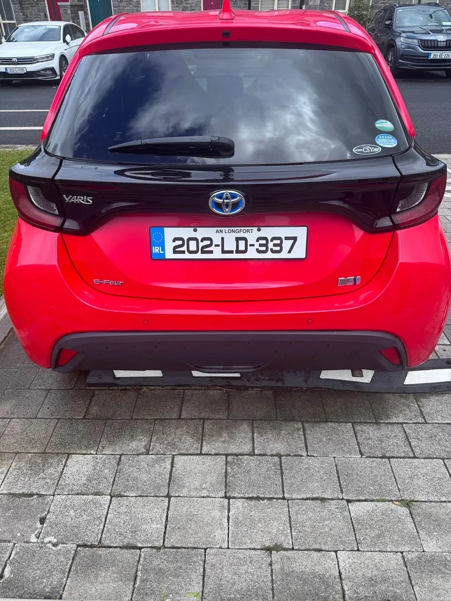 Toyota Yaris hybrid for sale - Image 2