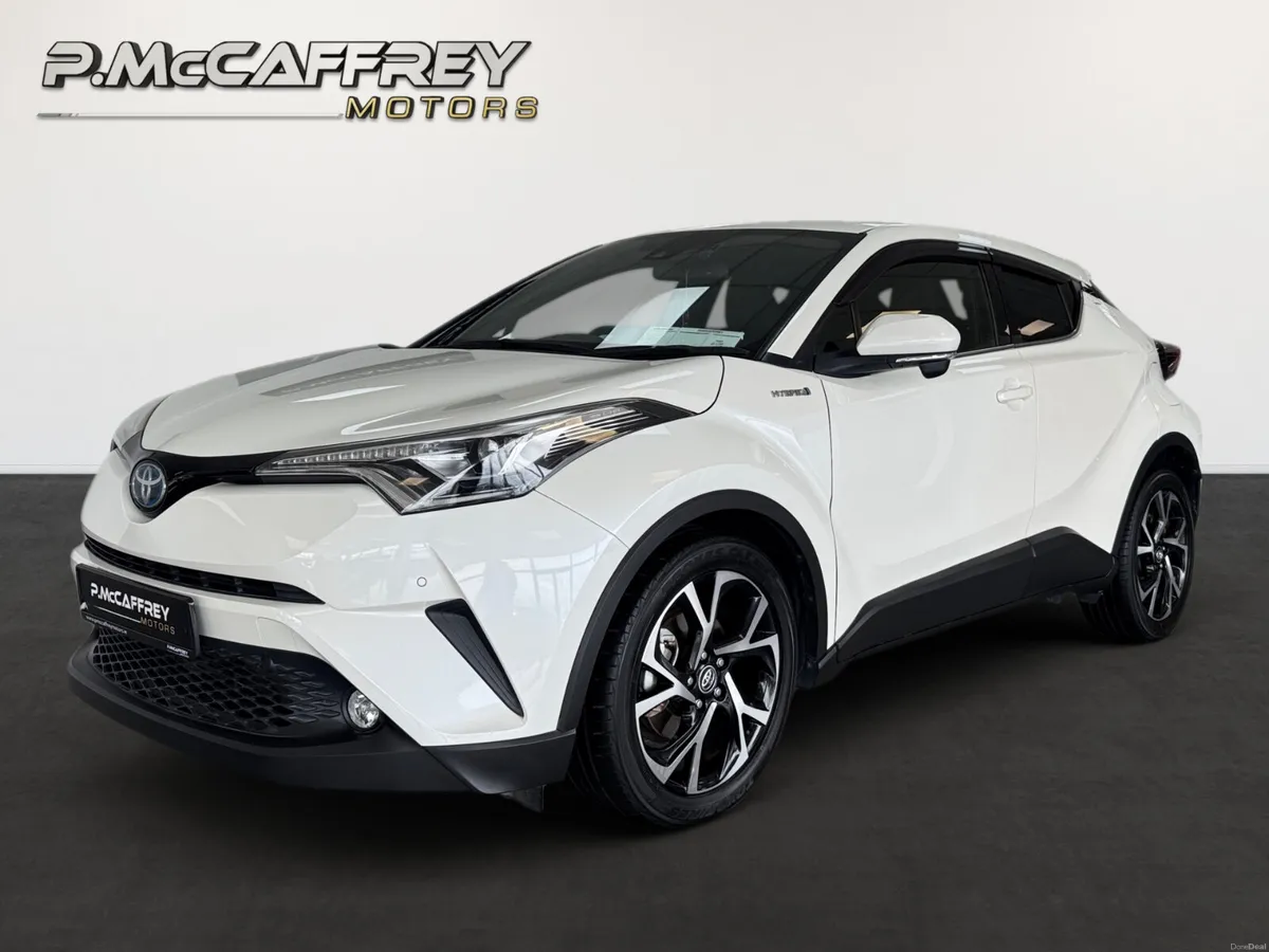 2017 Toyota C-HR Luna Sport Leather Reversing Came - Image 1