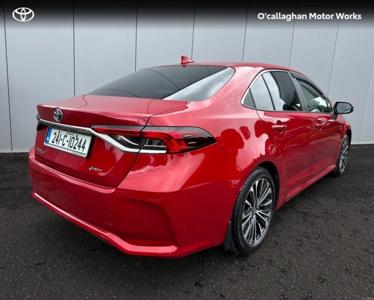 Toyota Corolla SALOON LUNA SPORT - Image 4