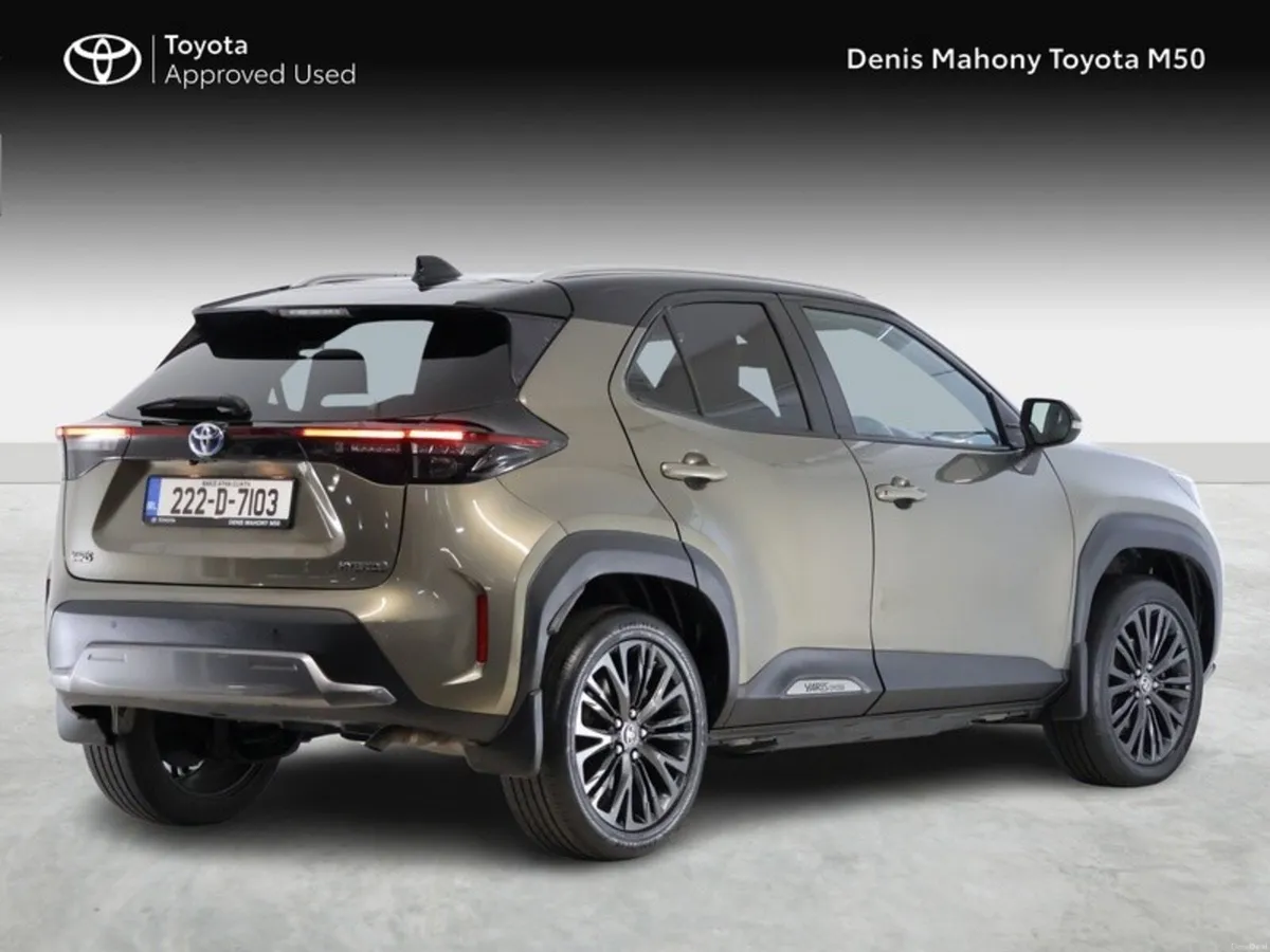 Toyota Yaris Cross Sol Adventure Hybrid - Image 2