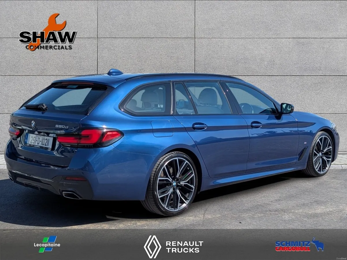251 BMW 520d Msport Estate Tourer - Image 3
