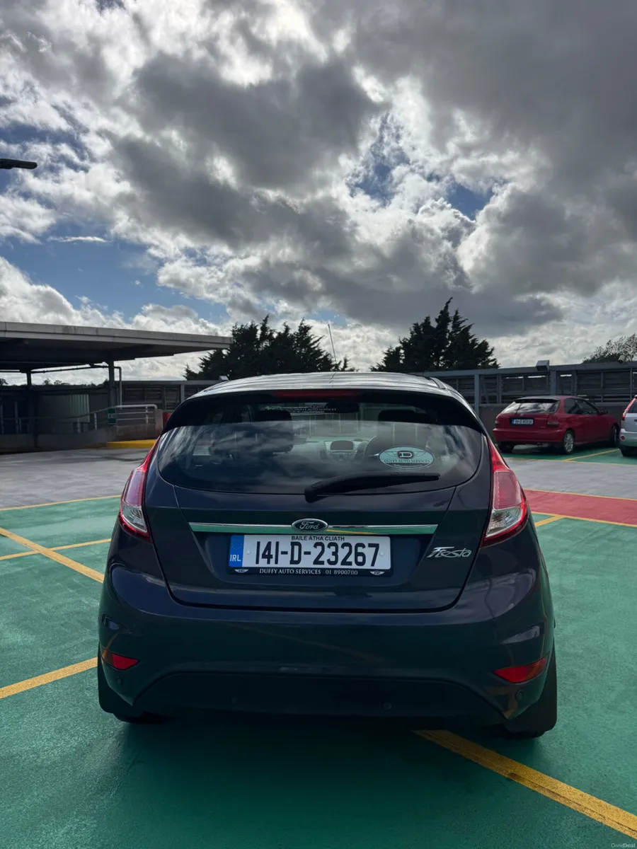 141 Ford Fiesta 1.2L TITANIUM 20K KMS - Image 4