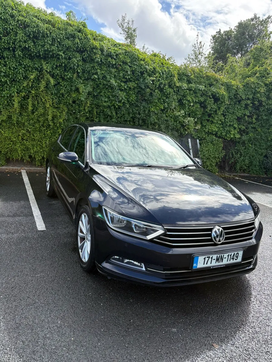 Volkswagen Passat 2.0 TDI SE BUSINESS BLUEMOTION - Image 2