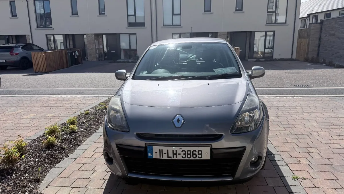 Renault Clio 2011 -Petrol- Manual -Fresh NCT! - Image 2
