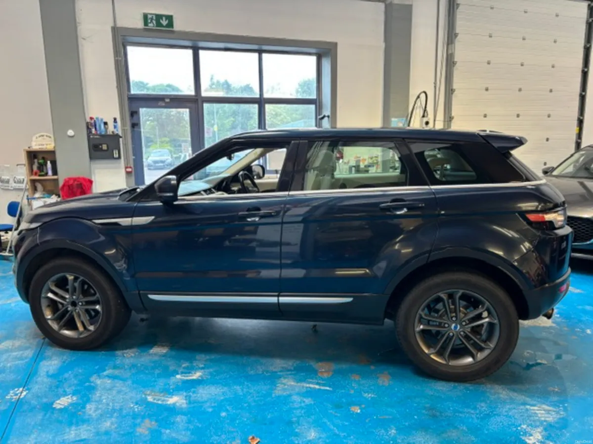 EVOQUE 2.2 AWD NEW NCT 05/27 - Image 4