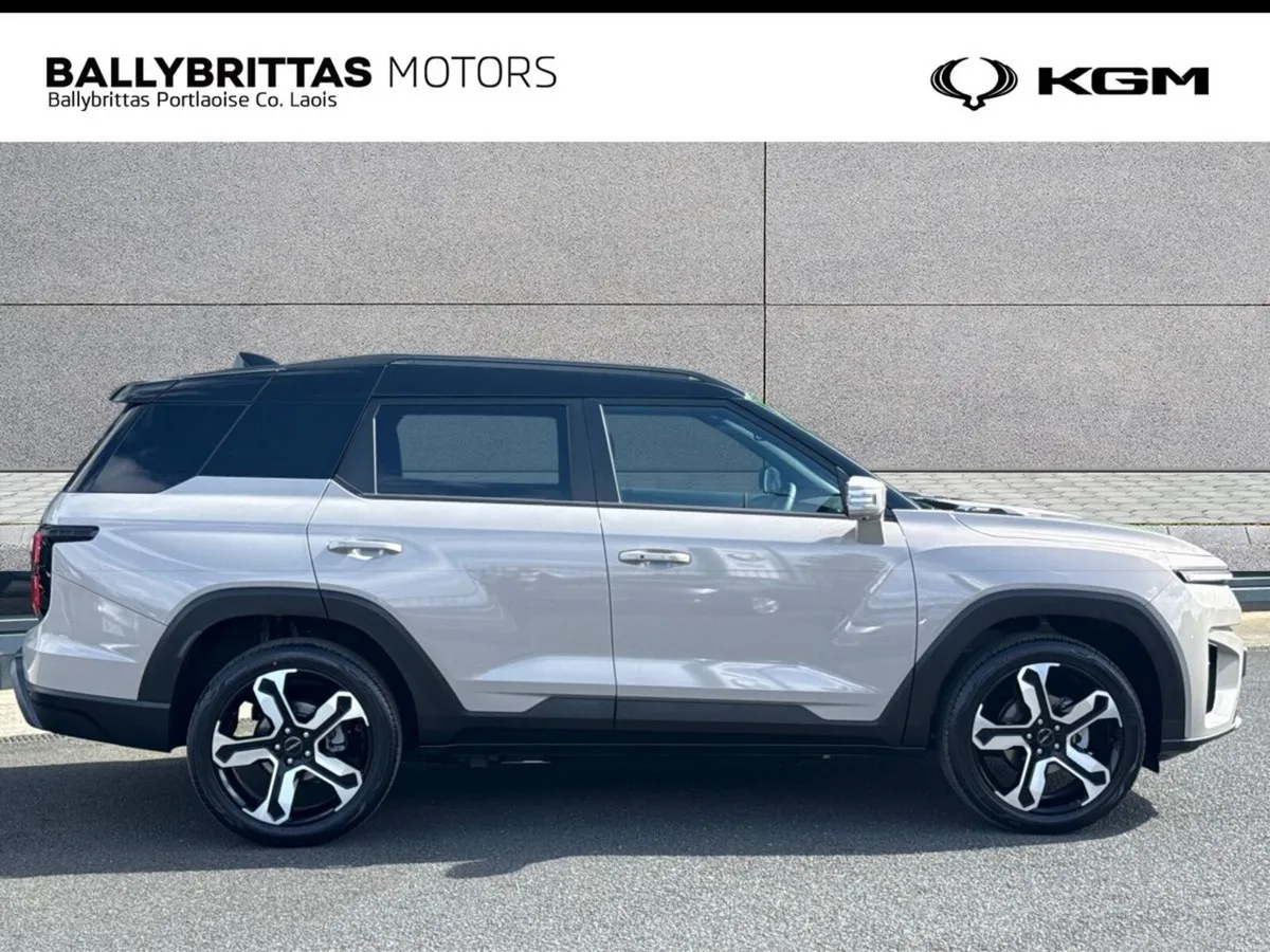 KGM Torres EVX Electric (10 Year Battery Warranty) - Image 4