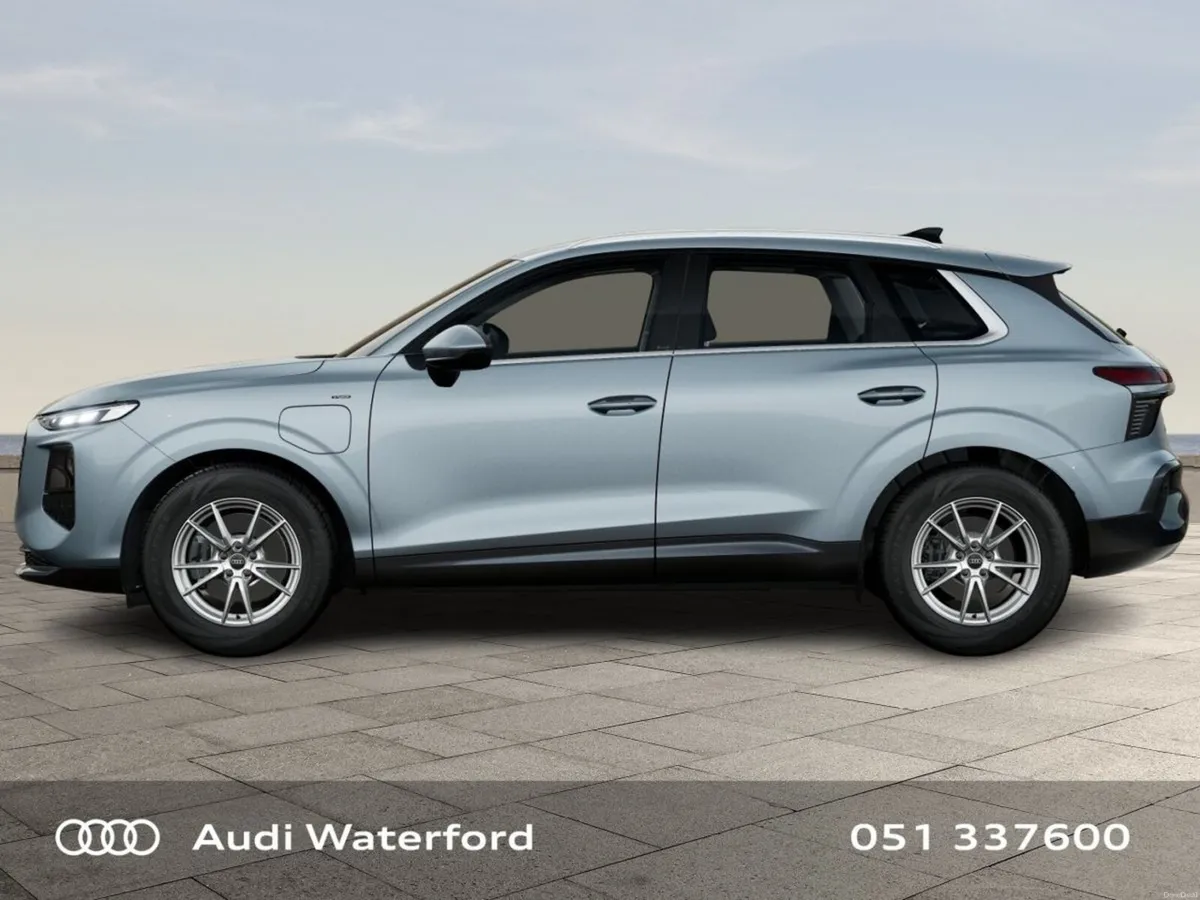 Audi Q3 E-Hybrid S-T SE - Image 3