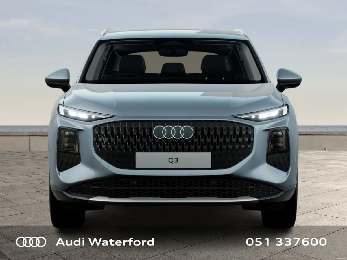 Audi Q3 E-Hybrid S-T SE - Image 4
