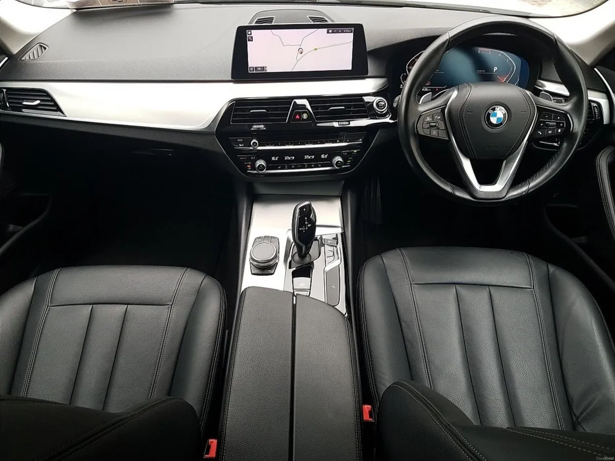 BMW 5-Series 520d SE - Image 4