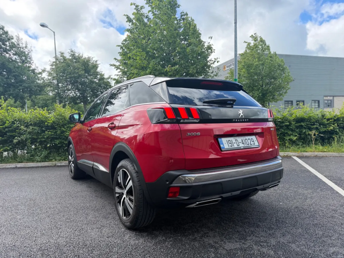 Peugeot 3008 GT-LINE 1.2 *HIGH SPEC* - Image 3