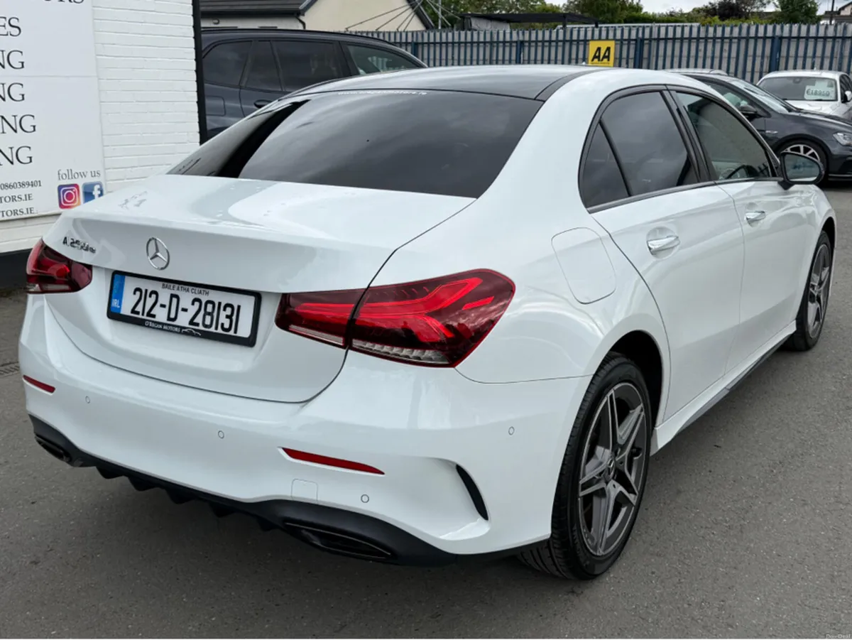 Mercedes-Benz A-Class (212)  A250E AMG LINE PREMIU - Image 4