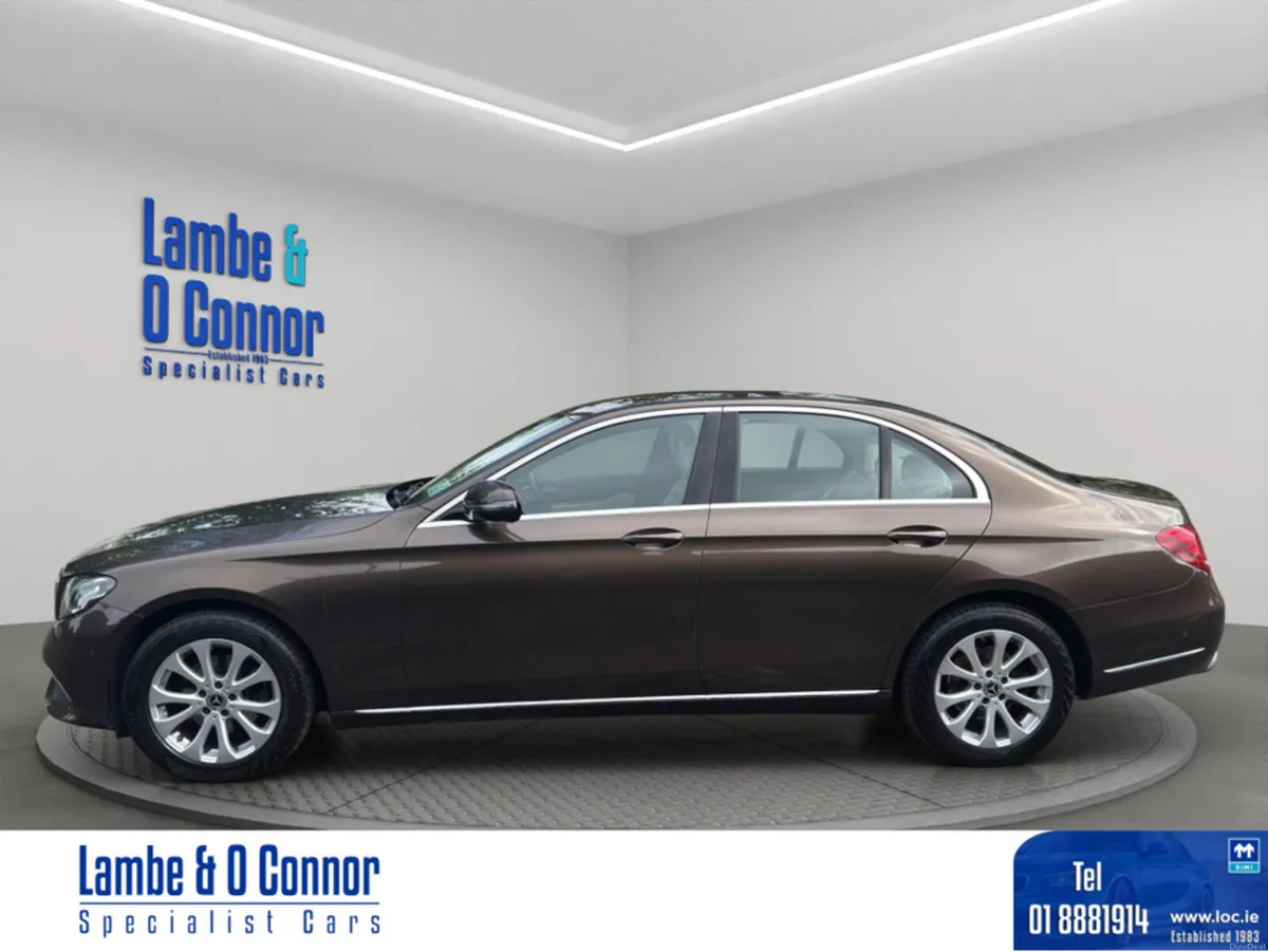 Mercedes-Benz E-Class E 220 D **** CITRINE BROWN - - Image 2