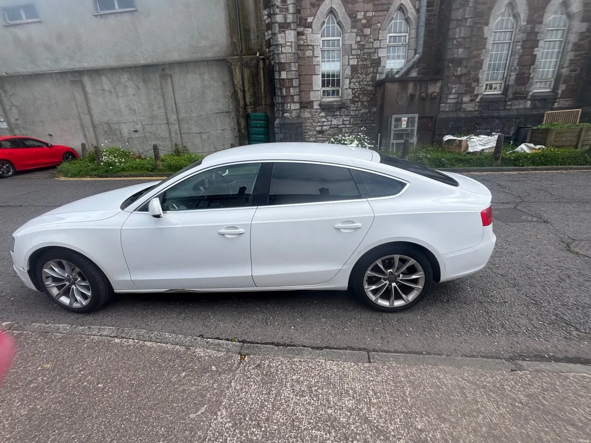 Audi A5 - Image 2