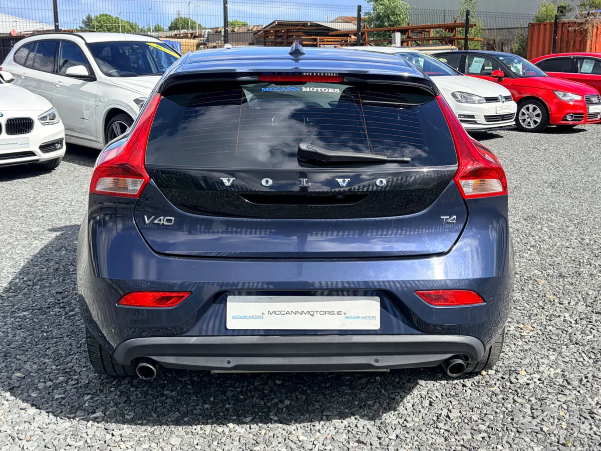 2015 VOLVO V40 1.6T4 SE AUTO LOW KMS FULLY LOADED - Image 4
