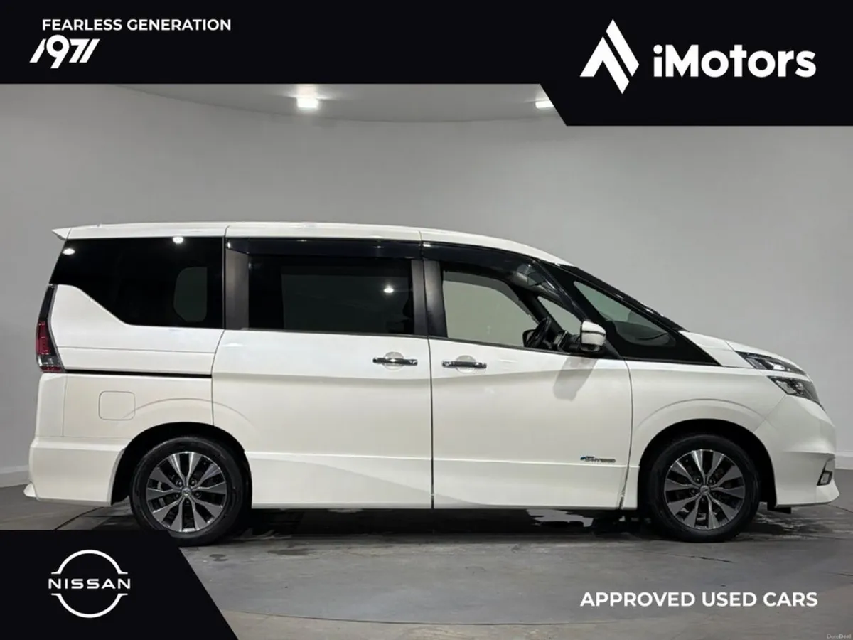 Nissan Serena 8 SEATER HYBRID AUTOMATIC - Image 3