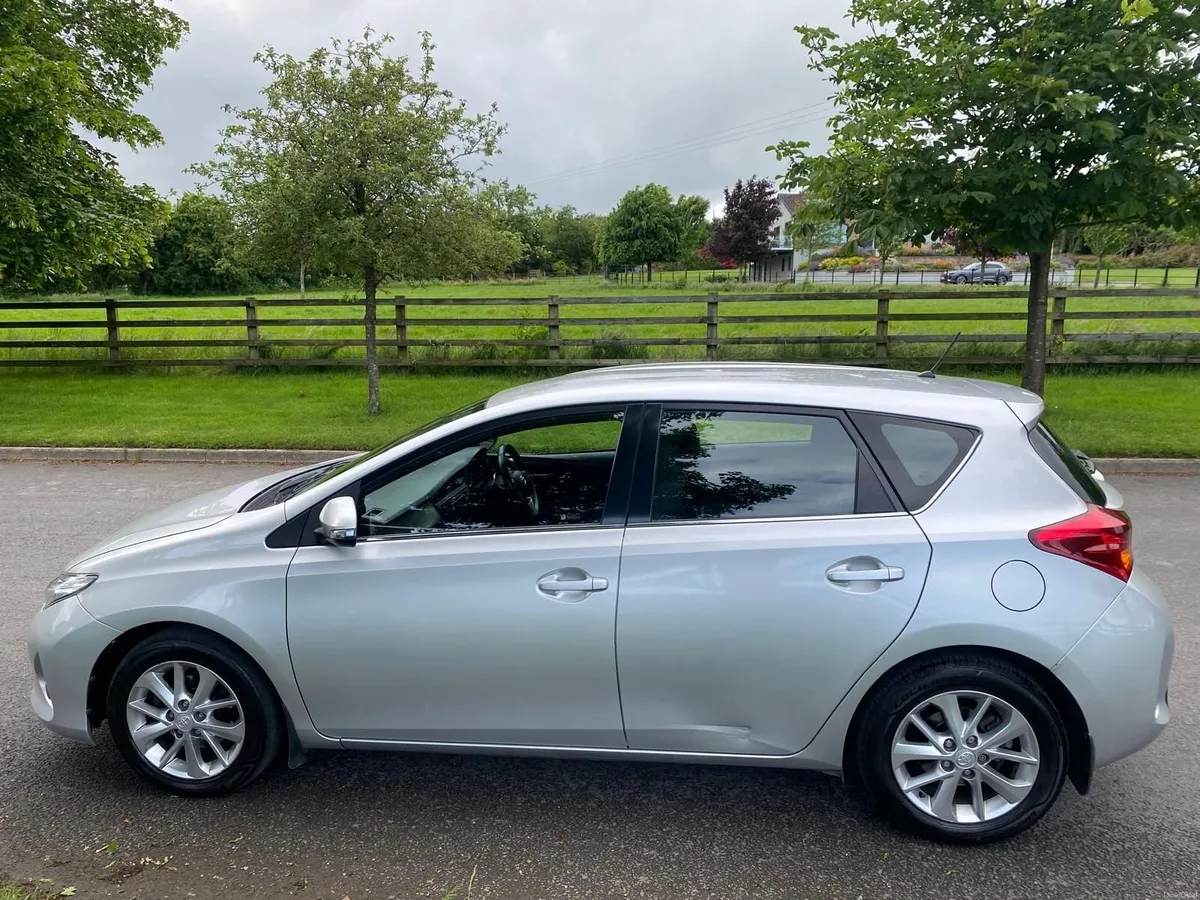 2014 Toyota Auris 1.4 D-4D Automatic | Fresh NCT | - Image 4