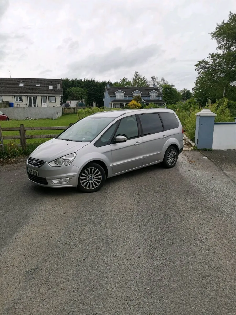 142 Ford Galaxy - Image 1